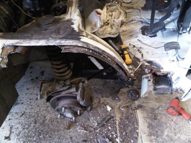 Bedford Bambi wheelarch removed