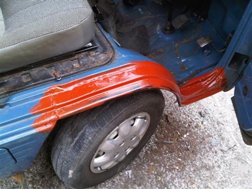 Bedford Rascal (Ernie) front wheel arch repair - part 3